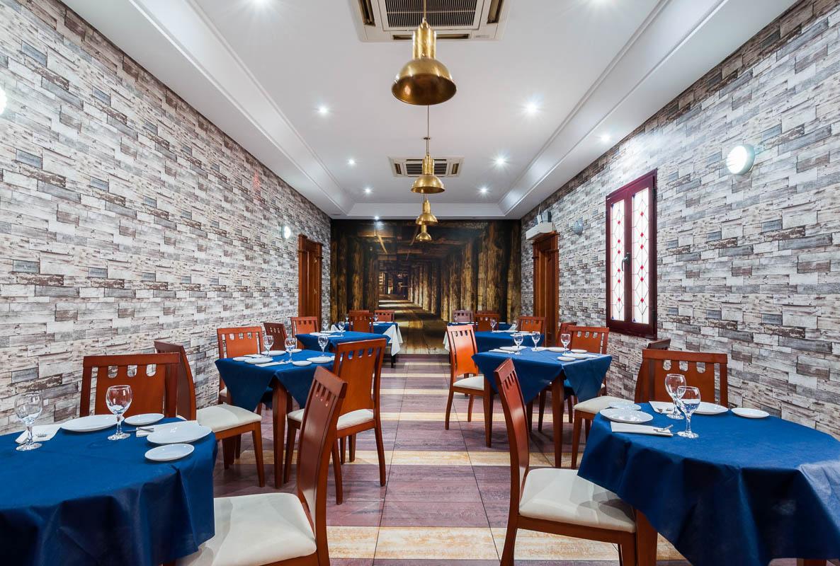 Hotel Victoria Linares  Zewnętrze zdjęcie