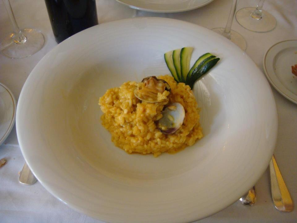 Hotel Victoria Linares  Zewnętrze zdjęcie
