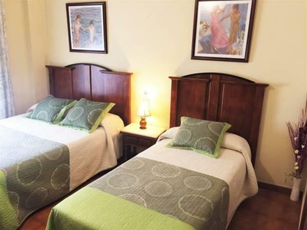 Hotel Victoria Linares  Zewnętrze zdjęcie